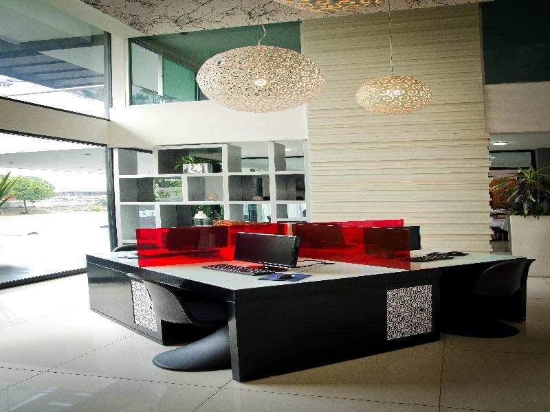 Hotel Portonovo Plaza Expo Zapopan Εξωτερικό φωτογραφία