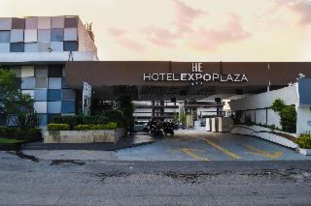 Hotel Portonovo Plaza Expo Zapopan Εξωτερικό φωτογραφία
