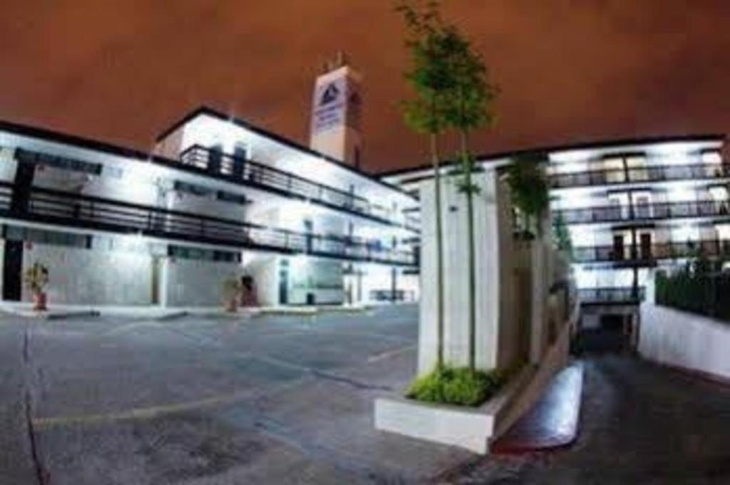 Hotel Portonovo Plaza Expo Zapopan Εξωτερικό φωτογραφία