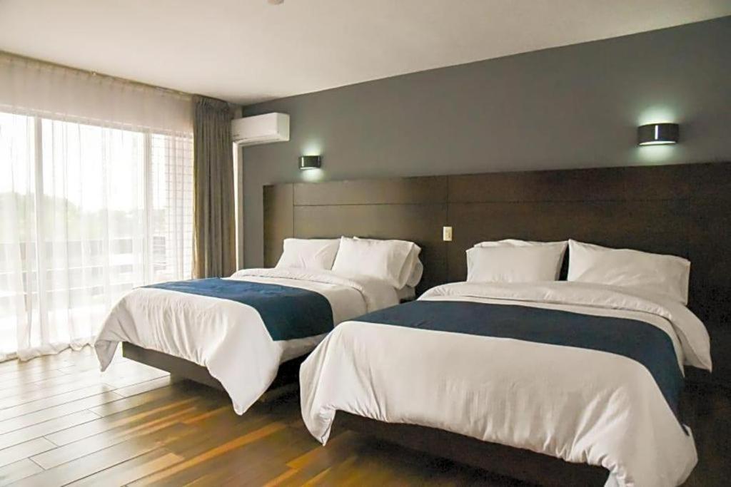 Hotel Portonovo Plaza Expo Zapopan Εξωτερικό φωτογραφία