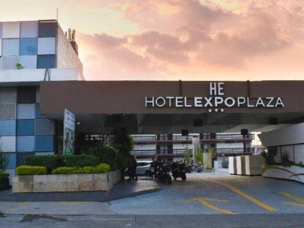 Hotel Portonovo Plaza Expo Zapopan Εξωτερικό φωτογραφία