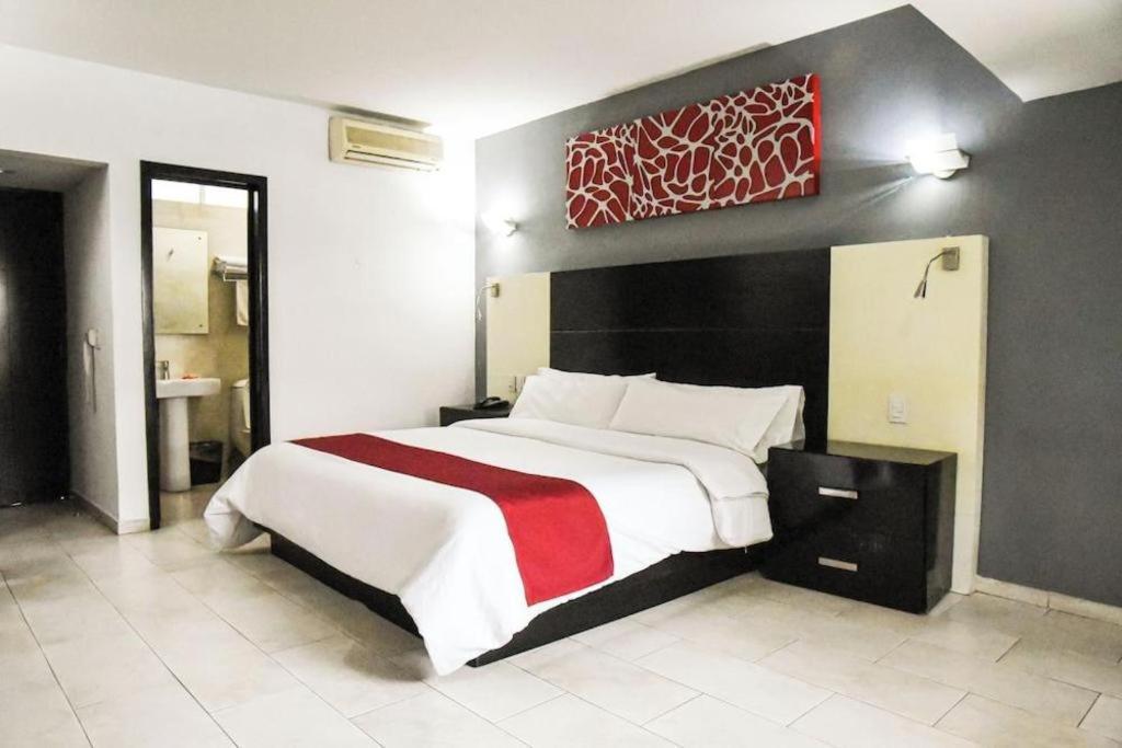Hotel Portonovo Plaza Expo Zapopan Εξωτερικό φωτογραφία