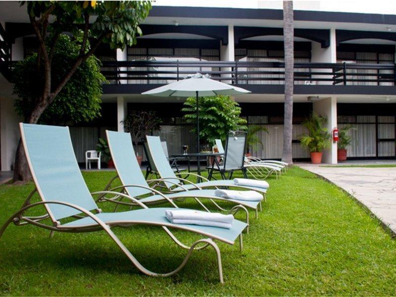 Hotel Portonovo Plaza Expo Zapopan Εξωτερικό φωτογραφία