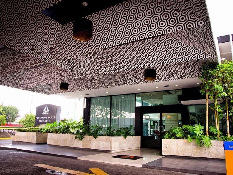 Hotel Portonovo Plaza Expo Zapopan Εξωτερικό φωτογραφία