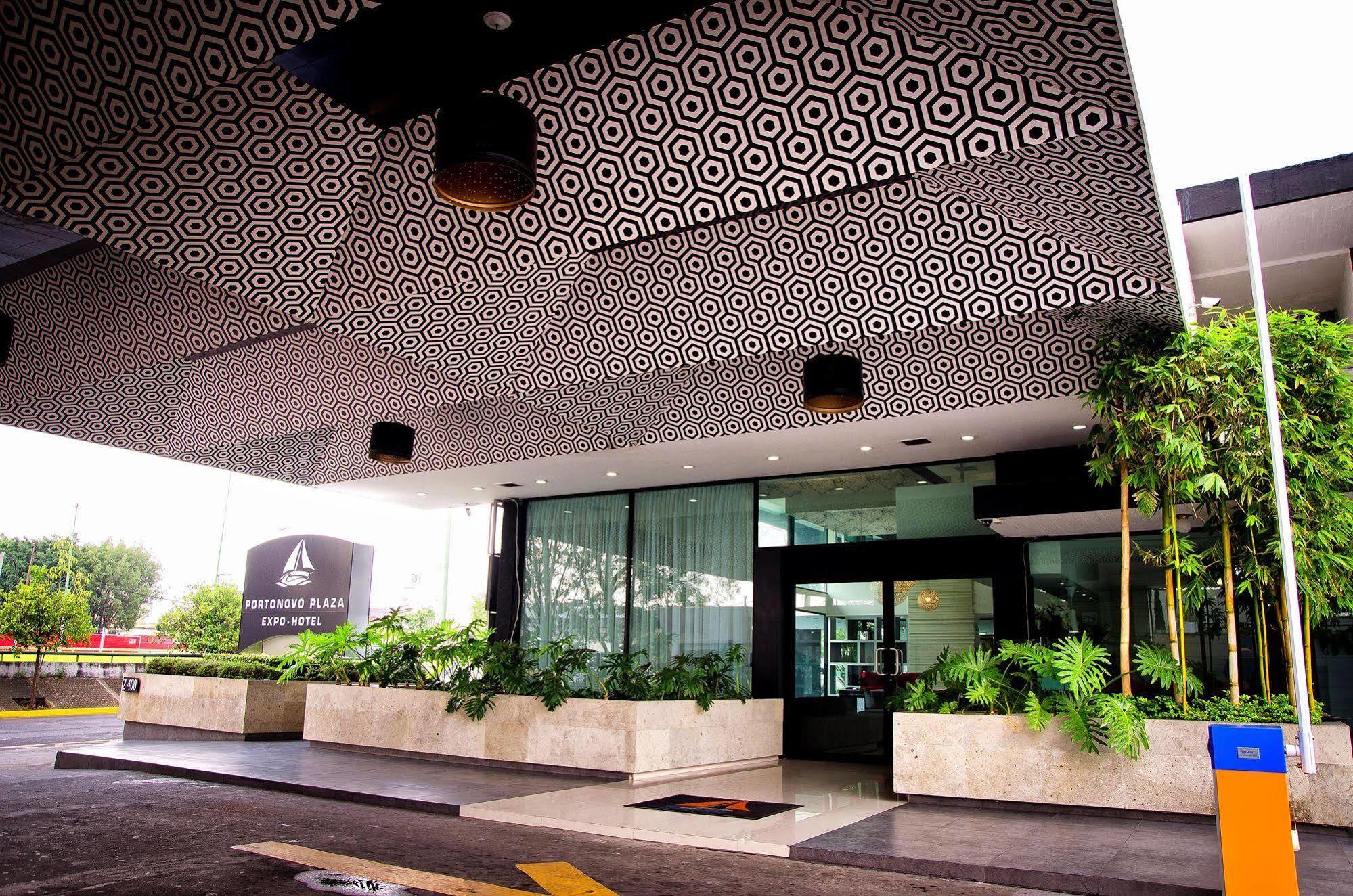 Hotel Portonovo Plaza Expo Zapopan Εξωτερικό φωτογραφία