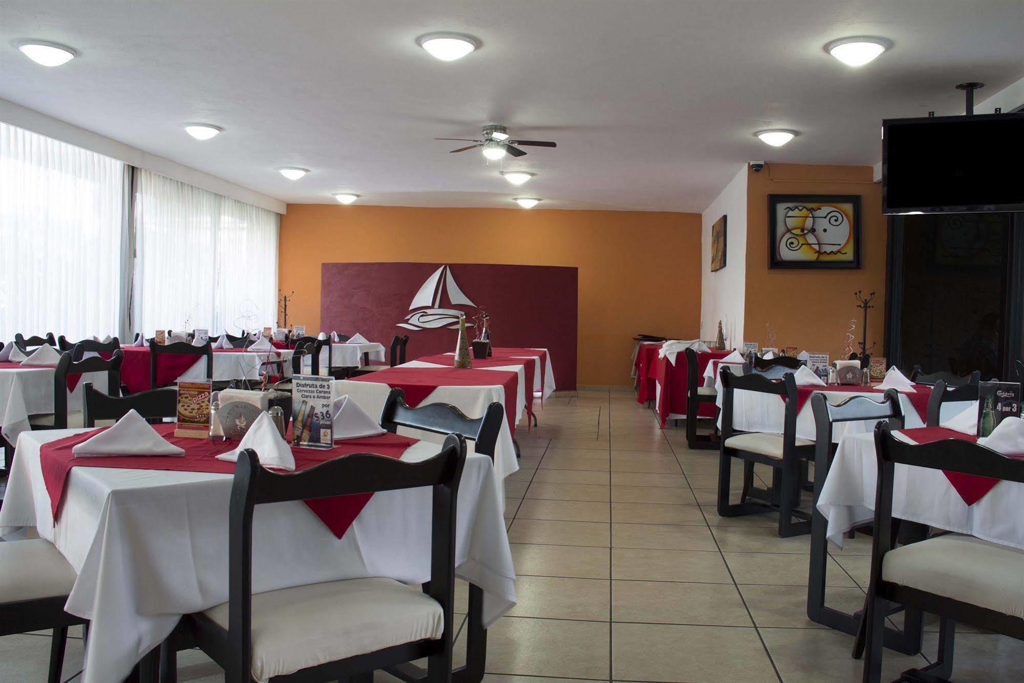 Hotel Portonovo Plaza Expo Zapopan Εξωτερικό φωτογραφία